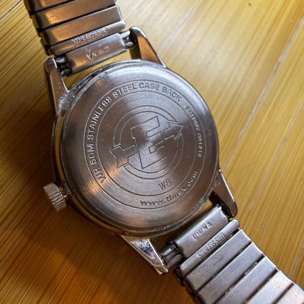 Timex Expedition Ladies' Silver/Cream Field Watch, 26mm - Picture 5 of 5